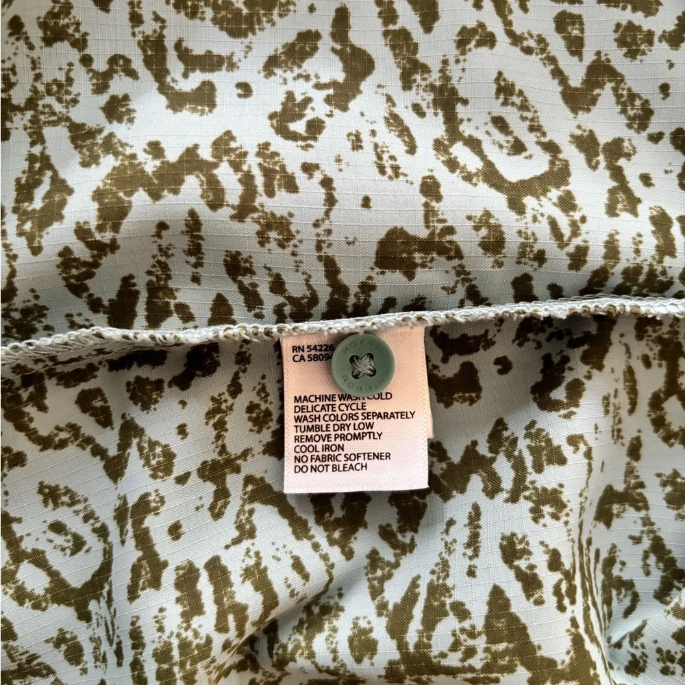 Royal Robbins Green Blue Button Down Shirt 3/4 Sleeve Fitted